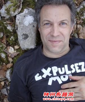 用垃圾做乐器，贫民窟孩子们创造出属于自己的“治愈音乐”