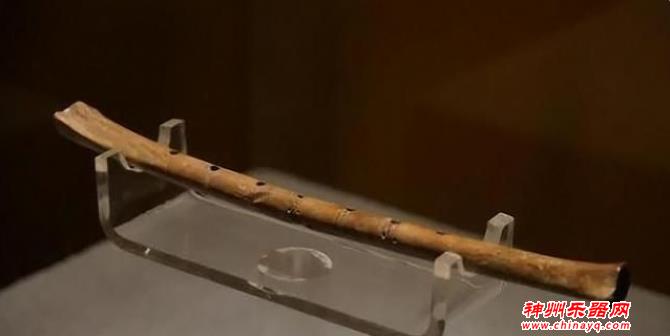 古董承载的历史，来自远古的天籁，八千年前的骨笛惊艳了世界