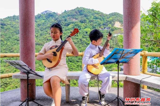 小四弦演奏悠扬乐章，东莞观音山轻歌曼舞
