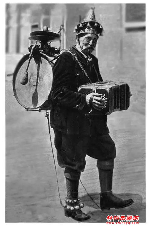 手风琴的鼻祖竟是中国的一种乐器，猜猜是什么？