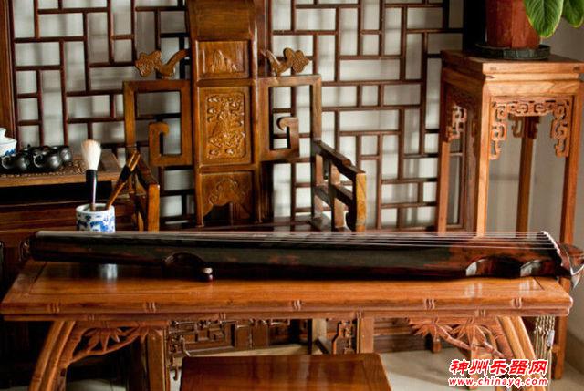 这些都是常见的拨弦类乐器