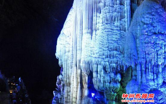 世界上最奇怪的九件乐器 你敢信特斯拉线圈也能当乐器？