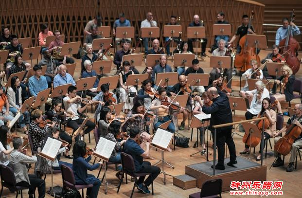 纽约爱乐乐团线上赴约
