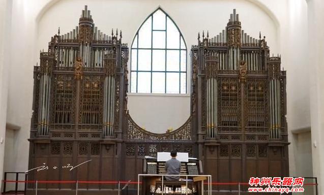 亚洲“最大”的管风琴在厦门