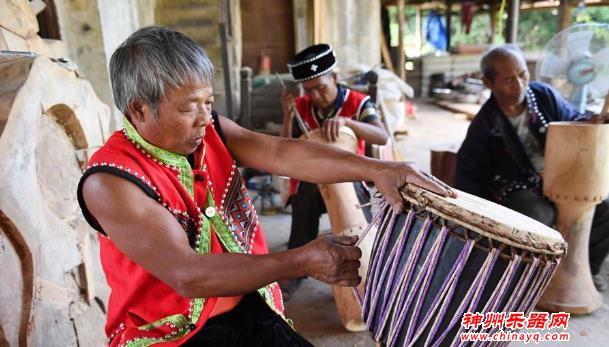 民间手工艺制作助脱贫增收
