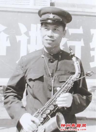 他被誉为“中国萨克斯第一人”