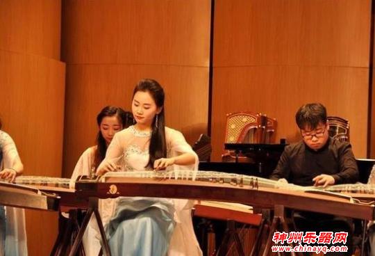 才子佳人钟爱古筝