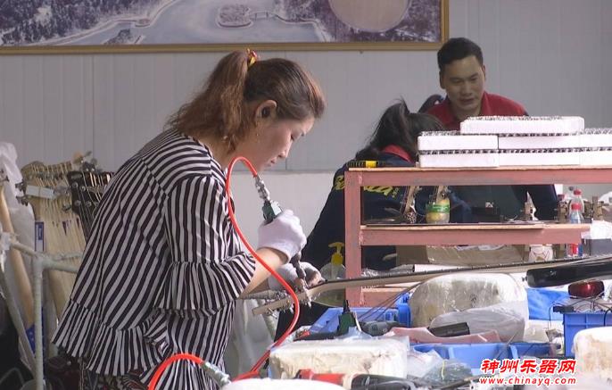 一根琴弦 奏响脱贫致富曲