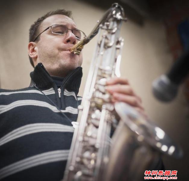 想靠音乐追女孩子，选错了乐器活该你单身