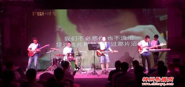 致敬每一段年轻