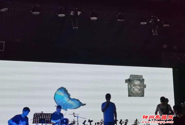 致敬每一段年轻