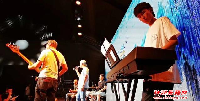 致敬每一段年轻