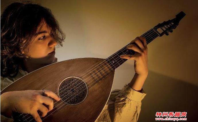 那些年从丝绸之路远道而来的波斯乐器