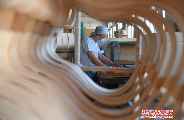 乐器产业脱贫致富