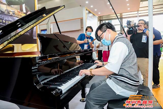 广州乐器展直播带逛展——揭秘10.1馆里的钢琴展品