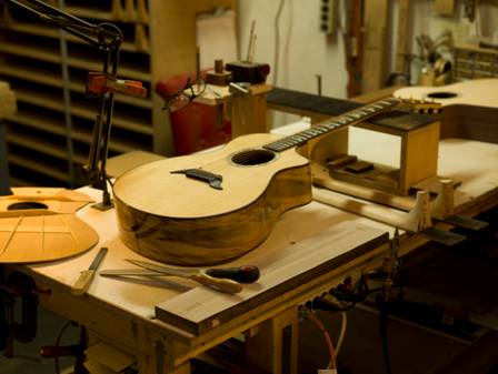 Breedlove 幕后的优秀手工制琴师们