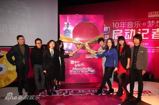 TOP排行榜评选启动 林俊杰何洁回顾星路历程