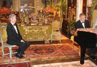 刘诗昆范克莱本终见面 钢琴大师世纪之拥