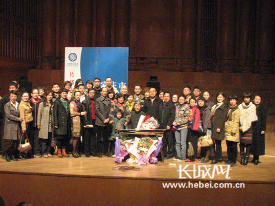 著名古琴演奏家九嶷派传人李天桓做客燕赵讲坛