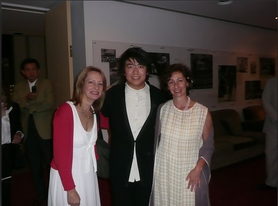 卡雷拉斯期待与郎朗合作 世界三大男高音赞郎朗