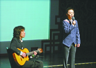 王珮瑜京剧混搭吉他 出格表演遭质疑