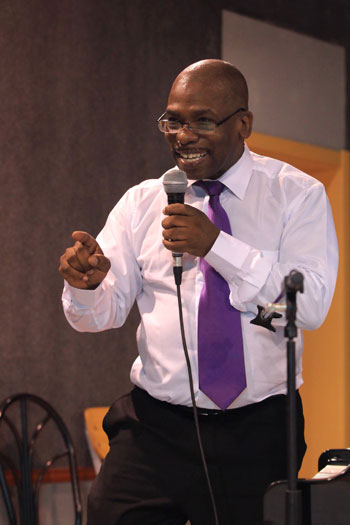 美国著名爵士钢琴大师Theodis  Rodgers做客北京现代音乐学院大师讲堂