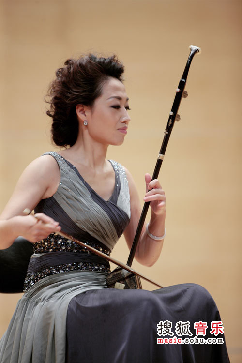 刘虹二胡硕士毕业音乐会举行 展示全面音乐素养