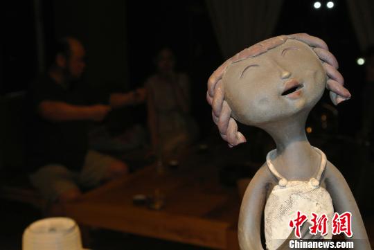 晋苏两地古琴家奏琴觅知音（图）