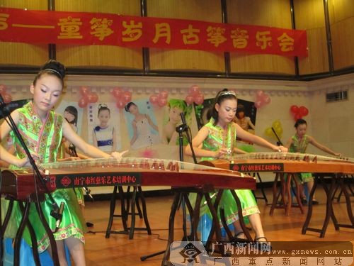 儿童古筝音乐会免门票深受家长孩子欢迎（图）