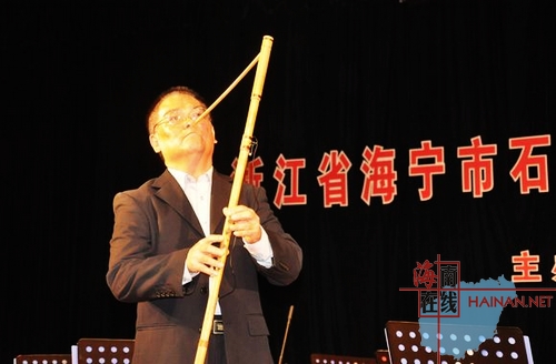 浙江海宁石路小学教师民乐团音乐会在海师院举行