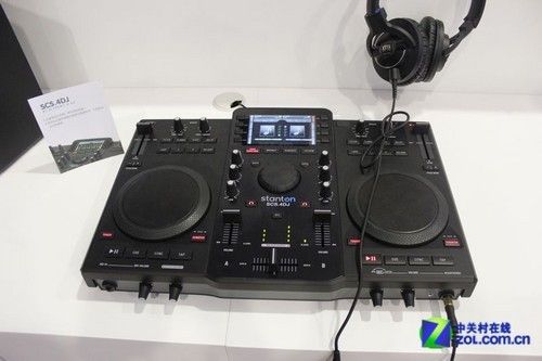 强强联手 电音吉他巨头Gibson亮相青岛 