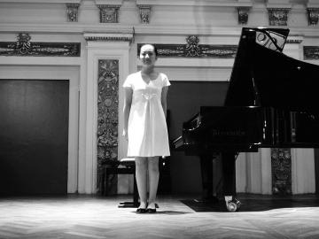 温箫如在维也纳国际钢琴大赛现场