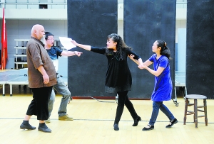 《洪湖赤卫队》的排练现场。 罗晓光摄