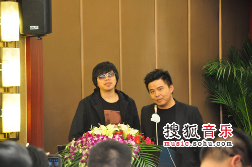  网络音乐节在京启动  水木年华称其降低音乐门槛（点击进入组图）