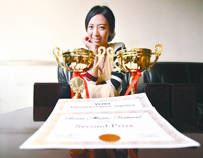 条条大路通罗马 参赛女生缺路费想开筹款音乐会