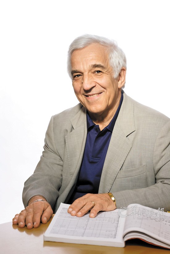 　　弗拉基米尔&middot;阿什肯纳齐