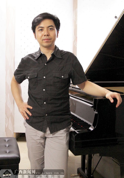 南宁留法钢琴家陈斯凡：把中国钢琴曲弹出新意