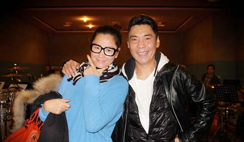 屠洪刚太原个唱瞿颖任嘉宾 合唱“山西好风光”