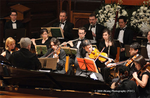 曼哈顿交响乐团演出照