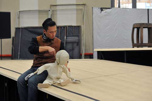 &ldquo;偶&rdquo;的运用将在剧中占相当大的比例-王雨晨摄