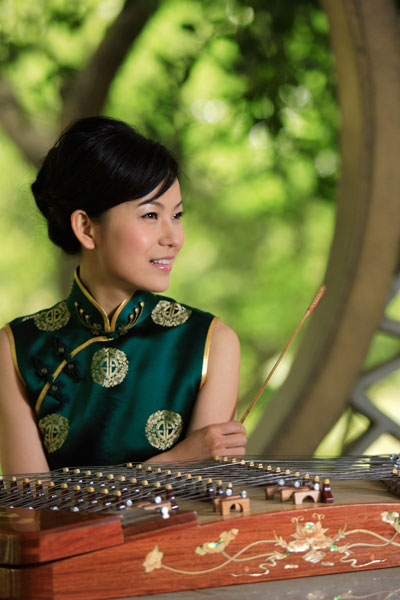 “海上雅乐——闵惠芬·敦煌新年音乐会”开演