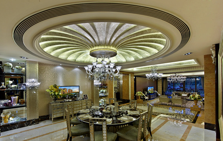 “星河璀璨，海上琴音”施坦威钢琴鉴赏活动上演