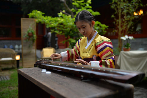 京城首次少儿古琴音乐会亮相大觉寺