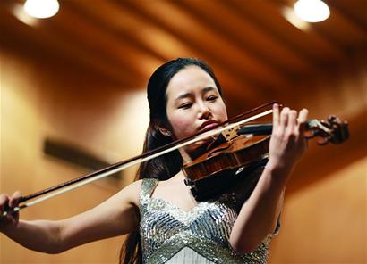 &ldquo;提琴超女&rdquo;昨夜绽放