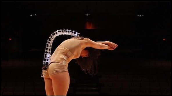 另类&ldquo;人体乐器&rdquo; 好恐怖！