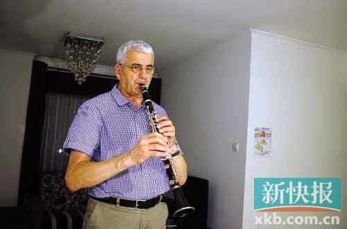 史提芬·默勒 广州具备造好钢琴的一切条件