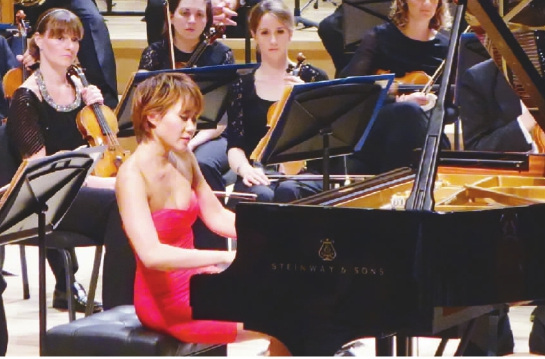 王羽佳在天津大剧院演奏