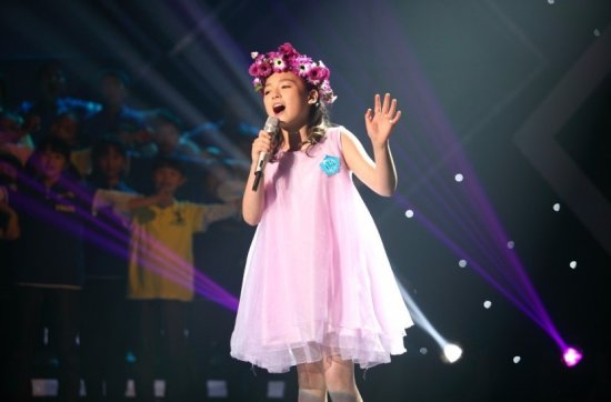 《中国新声代》爱新觉罗媚&ldquo;星光对决&rdquo;首秀中文歌