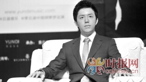 昨日,重庆大剧院, &ldquo;钢琴王子 &rdquo;李云迪为全国巡演作宣传