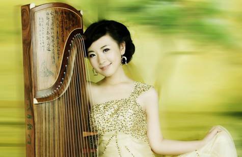 尚靖雅 著名古筝演奏家出席福建古典音乐会